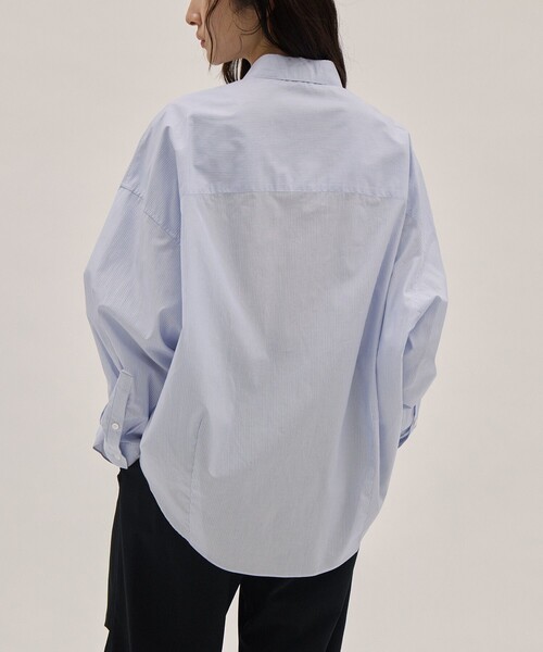 ATON(エイトン)の「【ATON】GIZA COMPACT STRIPE OVERSIZED SHIRTS/ギザコンパクト ストライプ オーバーサイズシャツ(シャツ/ブラウス・レディース・ブルー/ピンク・2)」の17枚目の写真