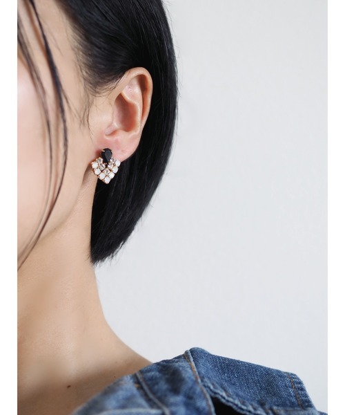 tone(トーン)の「【kanade】ブラックビジューピアス(MA)(ピアス(両耳用)・レディース・ブラック・FREE)」の6枚目の写真