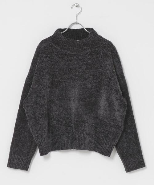 ITEMS URBANRESEARCH(アイテムズ アーバンリサーチ)の「モールハイネックニットプルオーバー(ニット/セーター・レディース・オフホワイト/チャコールグレー/ベージュ/パープル/ミント・FREE)」の2枚目の写真