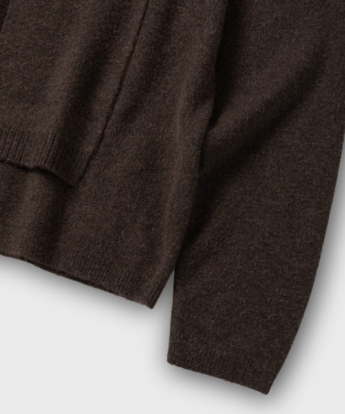 NONBLANK(ノンブランク)の「マフラー ニット_ダークブラウン(ニット/セーター・メンズ・ブラウン・MEDIUM/LARGE/X-LARGE)」の7枚目の写真