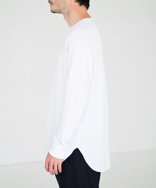 green label relaxing(グリーンレーベルリラクシング)の「【WEB限定】BC ★★ビッグ/ワッフル ロング C/N カットソー◆(Tシャツ/カットソー・メンズ・ホワイト/ブラック/グレー・SMALL/LARGE/MEDIUM)」の11枚目の写真