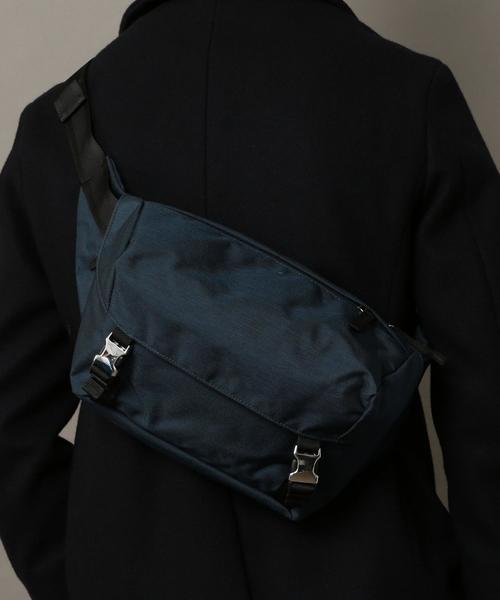 BEAUTY&YOUTH UNITED ARROWS（ビューティーアンドユースユナイテッドアローズ）の「BY ∴ City & Trip ウエストバッグ 2 ◆（ショルダーバッグ・メンズ・ブラック/オリーブ/ネイビー・FREE）」の3枚目の写真