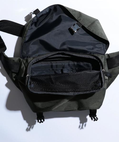 BEAUTY&YOUTH UNITED ARROWS（ビューティーアンドユースユナイテッドアローズ）の「BY ∴ City & Trip ウエストバッグ 2 ◆（ショルダーバッグ・メンズ・ブラック/オリーブ/ネイビー・FREE）」の4枚目の写真