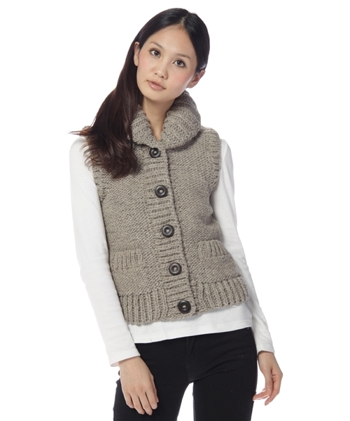 green label relaxing(グリーンレーベルリラクシング)の「GC W HAND KNIT ベスト(ベスト・レディース・ベージュ/ピンク/ライトグレー・フリー)」の1枚目の写真