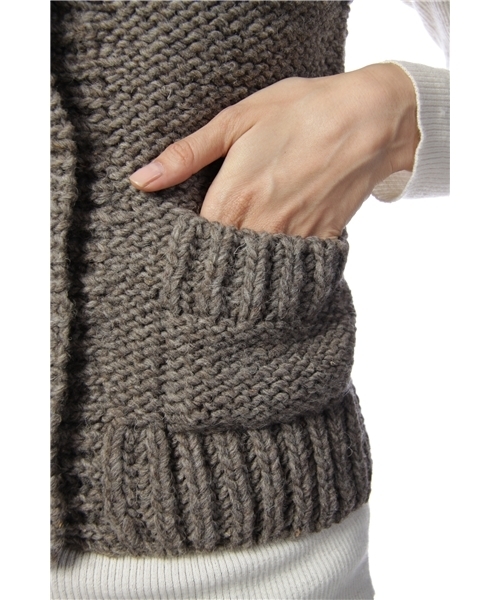 green label relaxing(グリーンレーベルリラクシング)の「GC W HAND KNIT ベスト(ベスト・レディース・ベージュ/ピンク/ライトグレー・フリー)」の8枚目の写真