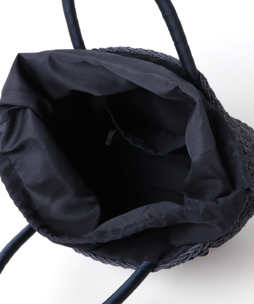 NATURAL BEAUTY BASIC（ナチュラルビューティーベーシック）の「スター刺しゅうバスケット（かごバッグ・レディース・ネイビー/ベージュ・ﾌﾘ-）」の8枚目の写真