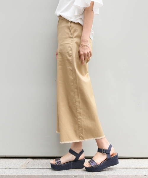 LEPSIM（レプシィム）の「チノワイドクロプドパンツ　761605（チノパンツ・レディース・ベージュ/グレー/ブラック・SMALL/LARGE/MEDIUM）」の3枚目の写真