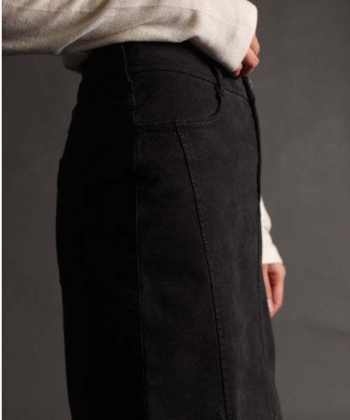 AVIREX（アヴィレックス）の「【FUDGE12月号掲載商品】avirex/ アヴィレックス/ L-SATIN STRETCH SIDE POCKET LONG SKIRT/ サテンストレッチ ロングスカート（スカート・レディース・ブラック/ブラウン・MEDIUM/SMALL）」の7枚目の写真