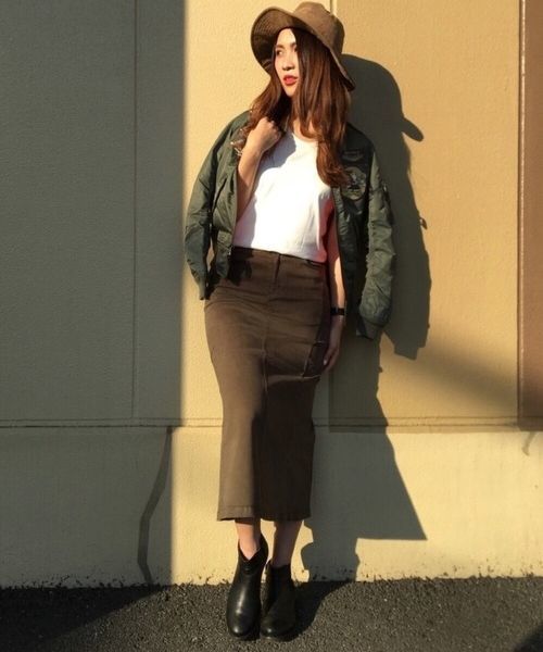 AVIREX（アヴィレックス）の「【FUDGE12月号掲載商品】avirex/ アヴィレックス/ L-SATIN STRETCH SIDE POCKET LONG SKIRT/ サテンストレッチ ロングスカート（スカート・レディース・ブラック/ブラウン・MEDIUM/SMALL）」の11枚目の写真