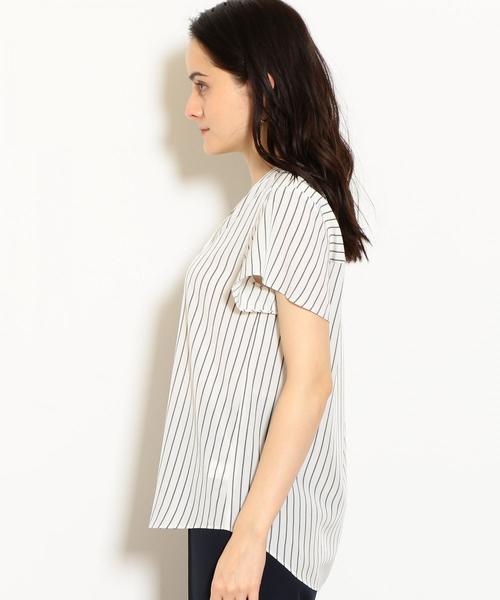 green label relaxing（グリーンレーベルリラクシング）の「KFC ノーカラー トロミ フレアスリーブ ブラウス ◆（シャツ/ブラウス・レディース・オフホワイト/モカ/その他3/その他4/コバルトブルー・FREE）」の8枚目の写真