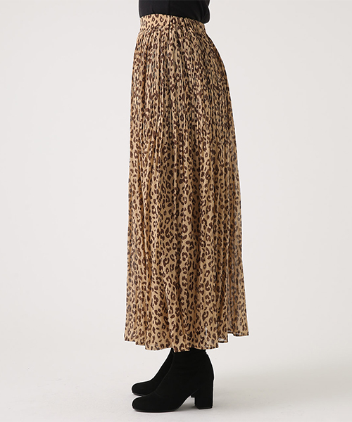AZUL by moussy（アズールバイマウジー）の「レオパード柄プリーツスカート（スカート・レディース・ブラック系その他/ベージュ系その他・MEDIUM/SMALL）」の6枚目の写真