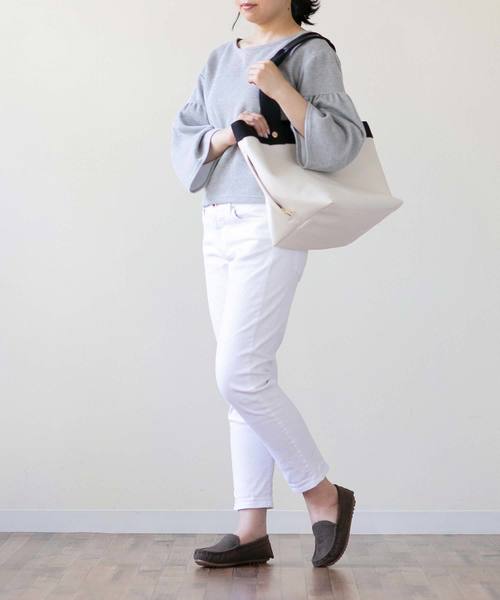 mooimooi（モーイモーイ）の「ラウンドトゥ スマート シンプル モカシンシューズ（モカシン/デッキシューズ・レディース・ベージュ/ブラック/ダークブラウン/チャコールグレー/ブラック系その他/キャメル/ベージュ系その他/ベージュ系その他2/チェック/ベージュ系その他3/グレイッシュベージュ/ブラック系その他3/ブラック系その他2・LL/3L/S/M/L/XS）」の21枚目の写真