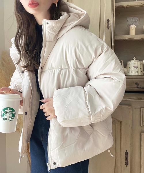 moment+（モーメントプラス）の「【累計販売枚数7万枚突破！】エコダウンフードブルゾン（ダウンジャケット/コート・レディース・ブラック/ベージュ/カーキ/アイボリー/モカ/ライトベージュ/ブラウン/ライトカーキ・M/S/L）」の9枚目の写真