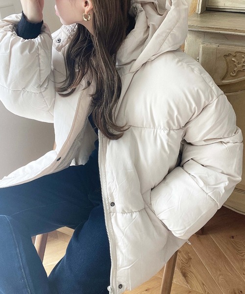 moment+（モーメントプラス）の「【累計販売枚数7万枚突破！】エコダウンフードブルゾン（ダウンジャケット/コート・レディース・ブラック/ベージュ/カーキ/アイボリー/モカ/ライトベージュ/ブラウン/ライトカーキ・M/S/L）」の13枚目の写真