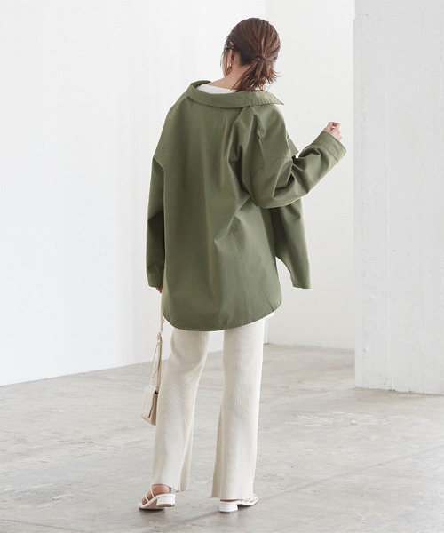 titivate（ティティベイト）の「ｵｰﾊﾞｰｻｲｽﾞｼｬﾂ/ｼﾞｬｹｯﾄ（シャツ/ブラウス・レディース・ベージュ/アイボリー/ライトカーキ・M）」の12枚目の写真