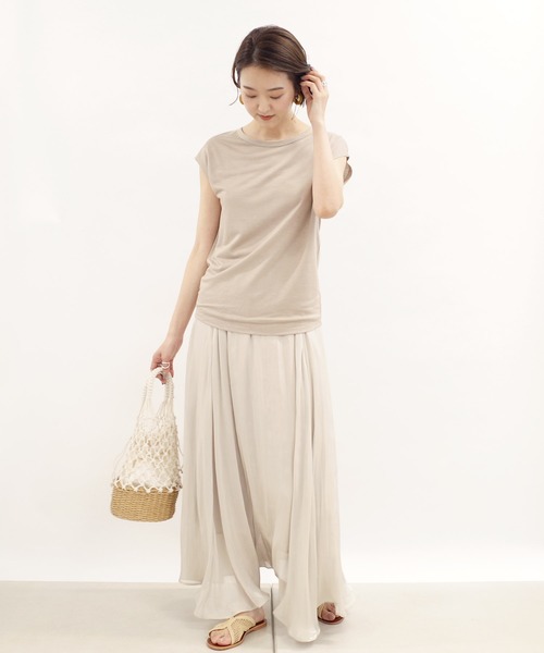 DouDou(ドゥドゥ)の「フレンチT(Tシャツ/カットソー・レディース・オフホワイト/ミント/グレー系その他/グレイッシュベージュ/ライトベージュ/チャコールグレー・SMALL/MEDIUM)」の22枚目の写真