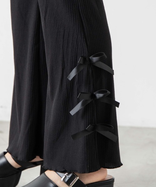 WEGO（ウィゴー）の「WEGO/リボンリブフレアパンツ（スラックス・レディース・ブラック・FREE）」の4枚目の写真