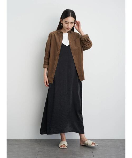 AMERICAN HOLIC（アメリカンホリック）の「Vネックバックタックキャミワンピース ＊●（ワンピース・レディース・ブラック/ブルー/その他14/グレイッシュベージュ・FREE）」の21枚目の写真