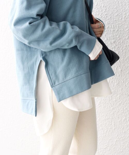 SHIPS（シップス）の「ラウンドへムビッグプルオーバー（Tシャツ/カットソー・レディース・ホワイト/ライトグリーン/ラベンダー/キャメル/ライトホワイト/ベージュ/ダークグレー/ピンク・ONE SIZE）」の2枚目の写真