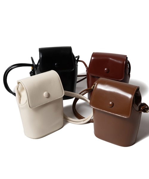 LAYMEE（レイミー）の「Liam bag / リアムバッグ（ショルダーバッグ・レディース・ホワイト/ブラック/ブラウン/ワインレッド・FREE）」の17枚目の写真