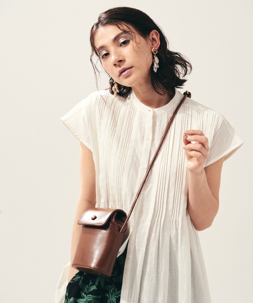 LAYMEE（レイミー）の「Liam bag / リアムバッグ（ショルダーバッグ・レディース・ホワイト/ブラック/ブラウン/ワインレッド・FREE）」の15枚目の写真