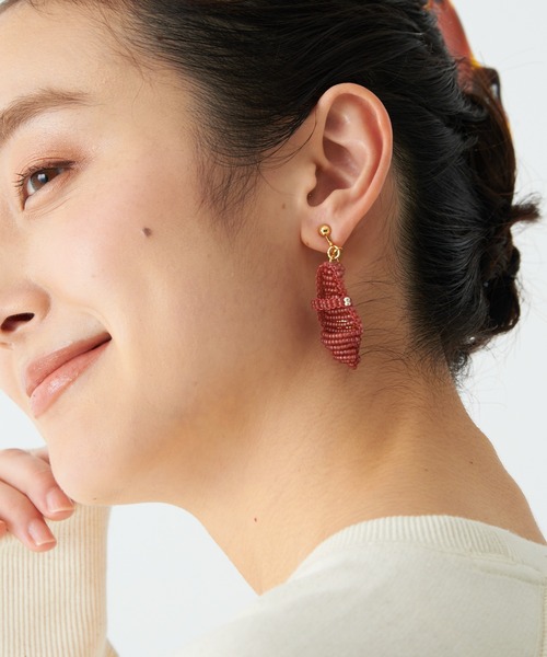 THEATRE PRODUCTS(シアタープロダクツ)の「ビーズストラップサンダルイヤリング(イヤリング・レディース・ホワイト/ブルー/ピンク/バーガンディー・FREE)」の11枚目の写真