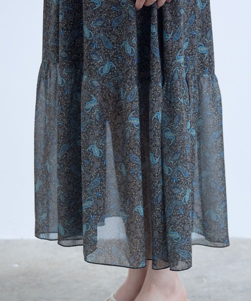 VIS（ビス）の「フロントフリルペイズリー柄ワンピース（ワンピース・レディース・ダークグリーン/ブラック系その他・FREE）」の9枚目の写真