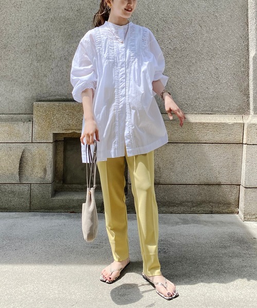 CAPRICIEUX LE'MAGE(カプリシューレマージュ)の「シャーリングVカットシャツ(シャツ/ブラウス・レディース・ブルー/ブラック/ホワイト・FREE)」の9枚目の写真