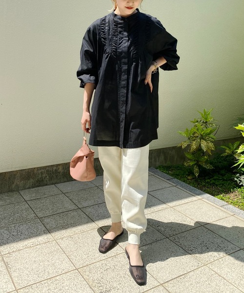 CAPRICIEUX LE'MAGE(カプリシューレマージュ)の「シャーリングVカットシャツ(シャツ/ブラウス・レディース・ブルー/ブラック/ホワイト・FREE)」の20枚目の写真