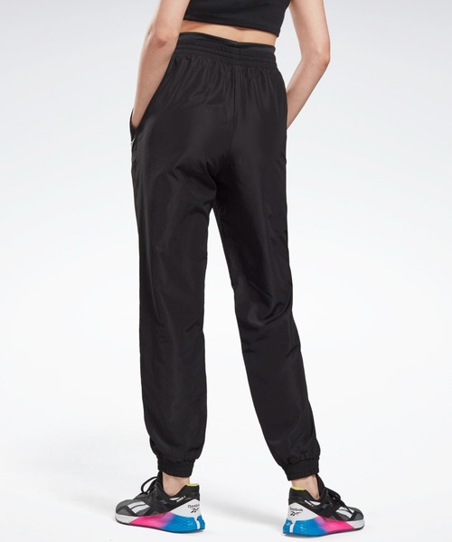 Reebok（リーボック）の「ワークアウト レディー ウーブン ジョガー / Workout Ready Woven Joggers（スウェットパンツ・レディース・ブラック・SMALL/MEDIUM/LARGE/X-LARGE/XX-LARGE/X-SMALL）」の7枚目の写真