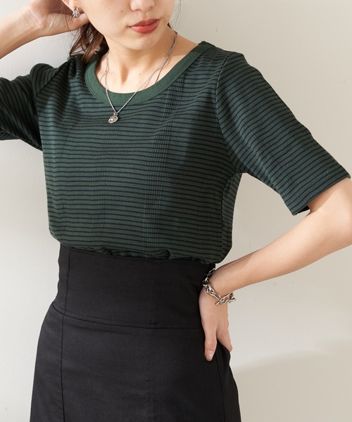 Chico（チコ）の「【新色追加】ボーダー配色チビT（Tシャツ/カットソー・レディース・ホワイト/グリーン/ピンク/ブラック/グリーン系その他/ブラウン/アイボリー/ブラック系その他・FREE）」の7枚目の写真