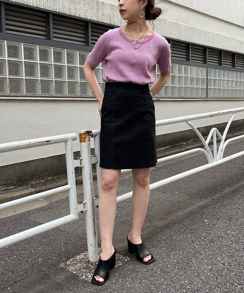 Chico（チコ）の「【新色追加】ボーダー配色チビT（Tシャツ/カットソー・レディース・ホワイト/グリーン/ピンク/ブラック/グリーン系その他/ブラウン/アイボリー/ブラック系その他・FREE）」の20枚目の写真