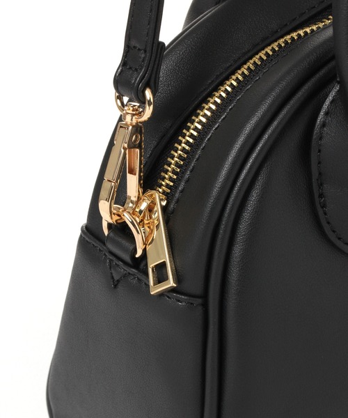 mysty woman(ミスティウーマン)の「キーチェーン付きボストンバッグ 956602(ボストンバッグ・レディース・アイボリー/ブラック/ライトベージュ・FREE)」の21枚目の写真