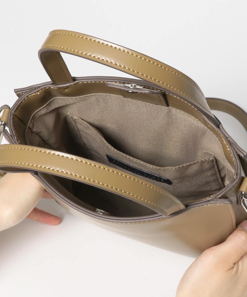 SENSE OF PLACE by URBAN RESEARCH（センスオブプレイスバイアーバンリサーチ）の「2WAYスクエアミニトートバッグ（ショルダーバッグ・レディース・ブラック/ベージュ/カーキ・ONE）」の13枚目の写真