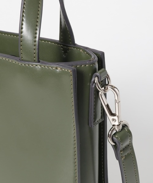 SENSE OF PLACE by URBAN RESEARCH（センスオブプレイスバイアーバンリサーチ）の「2WAYスクエアミニトートバッグ（ショルダーバッグ・レディース・ブラック/ベージュ/カーキ・ONE）」の14枚目の写真