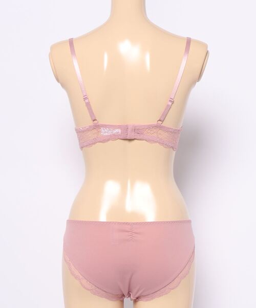 ピーチ GiRLS by PEACH JOHN（ガールズバイピーチジョン）の「Tシャツ