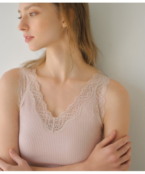 綿100％／肌に優しいオーガニックコットン。パッド付きで