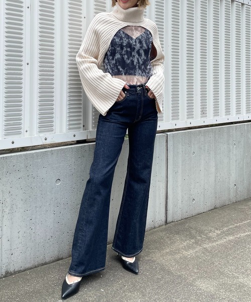 SPIRALGIRL(スパイラルガール)の「タートルネックアームウォーマー(ニット/セーター・レディース・ブラック/ベージュ・FREE)」の4枚目の写真