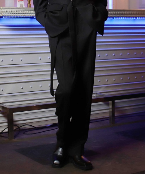 G.O.C(ジーオーシー)の「TRベルテッドワイドタックスラックス(スラックス・メンズ・ライトグレー/ブラック/ブルー・SMALL/MEDIUM/LARGE)」の2枚目の写真