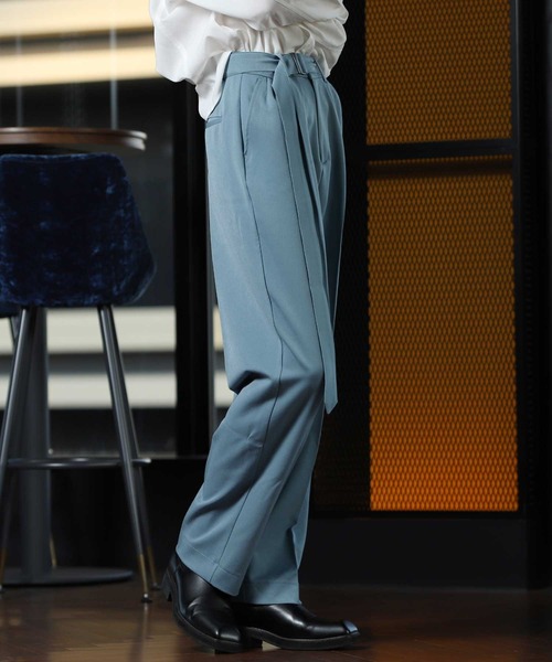 G.O.C(ジーオーシー)の「TRベルテッドワイドタックスラックス(スラックス・メンズ・ライトグレー/ブラック/ブルー・SMALL/MEDIUM/LARGE)」の4枚目の写真