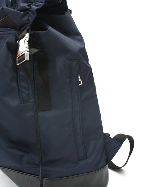 green label relaxing（グリーンレーベルリラクシング）の「【WEB限定】 ★★TOP LID フラップバック（バックパック/リュック・メンズ・ブラック/ネイビー・FREE）」の13枚目の写真