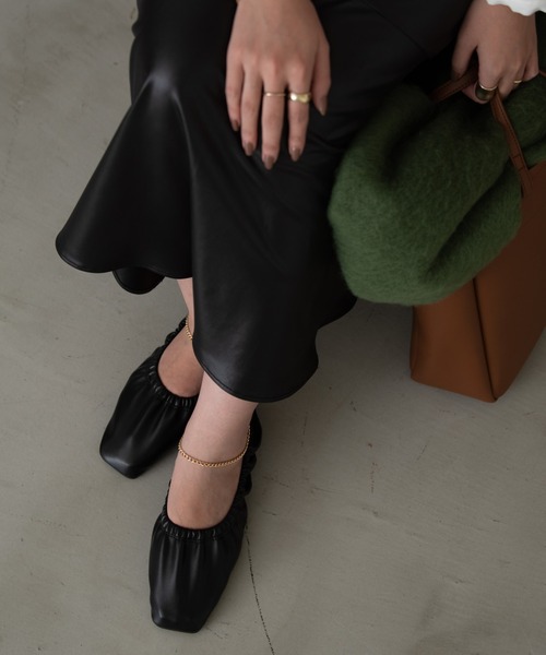 Aunt Marie's（アントマリーズ）の「アンクレットバレエシューズ / フラットシューズ（バレエシューズ・レディース・ベージュ/アイボリー/ブラック・LARGE/MEDIUM/SMALL）」の5枚目の写真