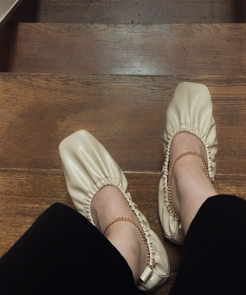 Aunt Marie's（アントマリーズ）の「アンクレットバレエシューズ / フラットシューズ（バレエシューズ・レディース・ベージュ/アイボリー/ブラック・LARGE/MEDIUM/SMALL）」の21枚目の写真