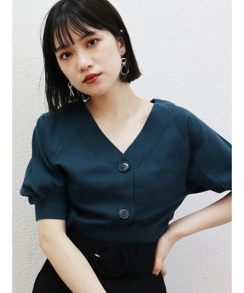 MURUA（ムルーア）の「ニットクロップドカーデトップス（カーディガン/ボレロ・レディース・ブラック/アイボリー/グリーン・FREE）」の12枚目の写真