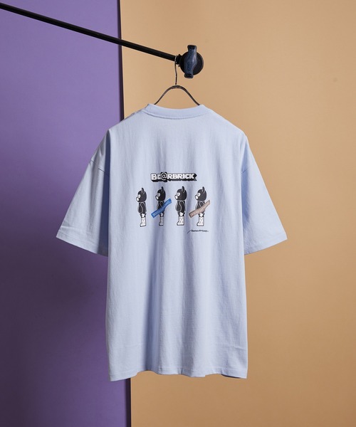 BE@RBRICK（ベアブリック）の「BE@RBRICK×BRIDGE SHIP HOUSEバックプリントTEE（Tシャツ/カットソー・メンズ・ホワイト/ブラック/ベージュ/サックスブルー・M/L/LL）」の4枚目の写真
