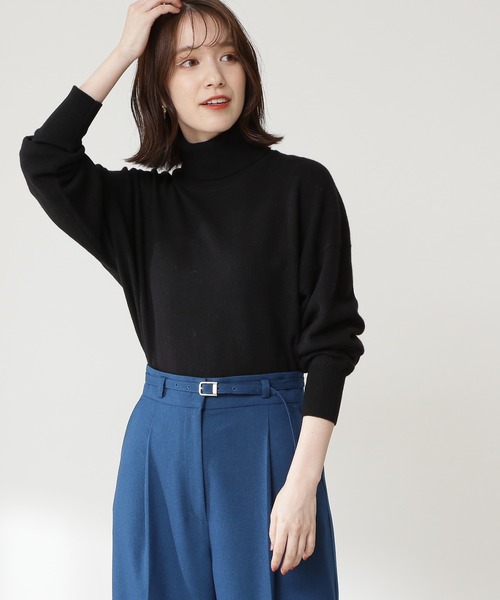 N.(N. Natural Beauty Basic)(エヌエヌナチュラルビューティーベーシック)の「◆ウールカシミヤタートルネックニット(ニット/セーター・レディース・ライトグレー/ライトブルー/ブラック/レッド/オフホワイト・MEDIUM)」の3枚目の写真
