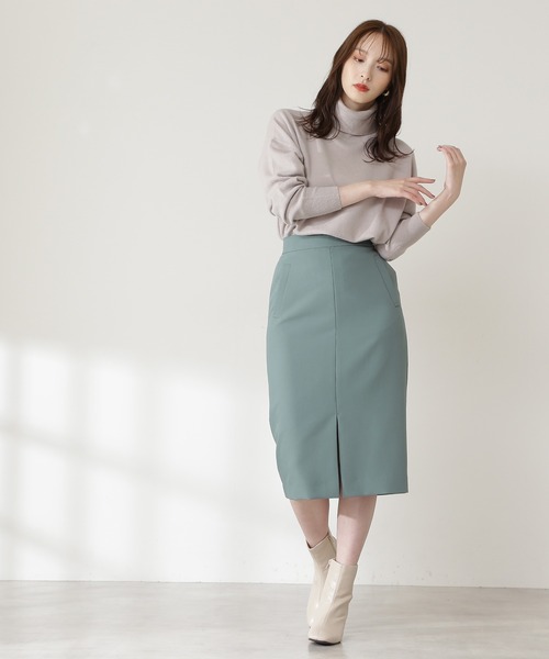 N.(N. Natural Beauty Basic)(エヌエヌナチュラルビューティーベーシック)の「◆ウールカシミヤタートルネックニット(ニット/セーター・レディース・ライトグレー/ライトブルー/ブラック/レッド/オフホワイト・MEDIUM)」の19枚目の写真