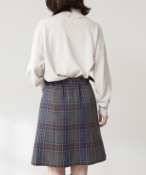 N.(N. Natural Beauty Basic)(エヌエヌナチュラルビューティーベーシック)の「◆ウールカシミヤタートルネックニット(ニット/セーター・レディース・ライトグレー/ライトブルー/ブラック/レッド/オフホワイト・MEDIUM)」の17枚目の写真