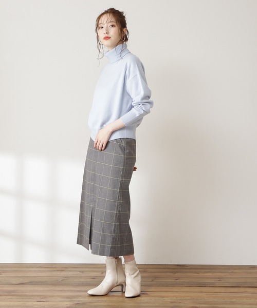 N.(N. Natural Beauty Basic)(エヌエヌナチュラルビューティーベーシック)の「◆ウールカシミヤタートルネックニット(ニット/セーター・レディース・ライトグレー/ライトブルー/ブラック/レッド/オフホワイト・MEDIUM)」の9枚目の写真