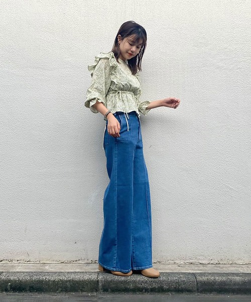 FREE'S MART（フリーズマート）の「◆肩フリル花柄ブラウス（シャツ/ブラウス・レディース・グリーン/ホワイト系その他/ブラック系その他・FREE）」の17枚目の写真